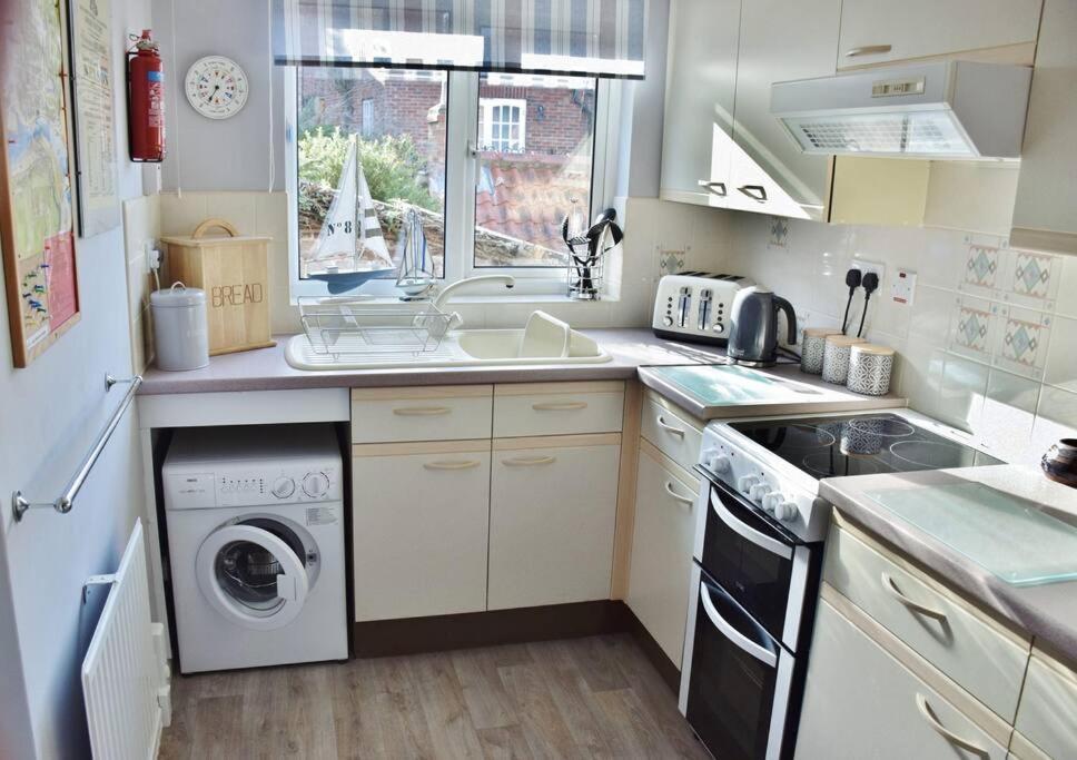 Abbey View Bagdale In The Centre Of Whitby Apartment Bagian luar foto